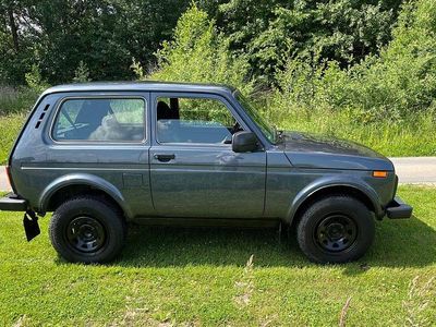 Lada Urban