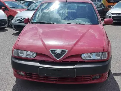 Gebraucht Alfa Romeo 146 90 PS (66 kW) 1997 Rot Kleinwagen