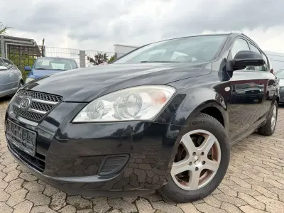 Gebraucht Kia Ceed Sportswagon 126 PS (92 kW) 2008 Schwarz Kombi