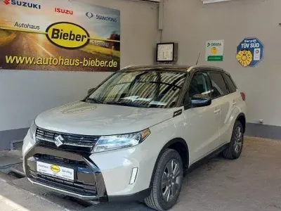Neu Suzuki Vitara Comfort 110 PS (80 kW) 2026 Beige SUV