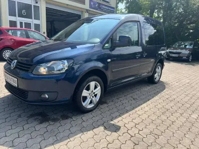 Gebraucht VW Caddy Trendline 102 PS (75 kW) 2013 Night blue metallic Van / Kleinbus