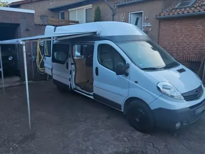 Używany Opel Vivaro 145 KM (106 kW) 2006 Biały Minivan
