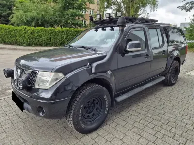 Gebraucht Nissan Navara SE 171 PS (125 kW) 2010 Schwarz Pickup