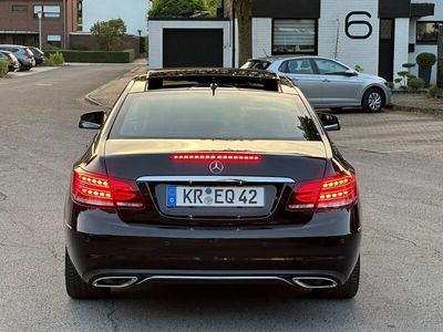 Mercedes E200