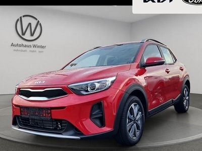 Rot Gebraucht 2024 Kia Stonic Vision SUV | 21.497 € (Fairer Preis)