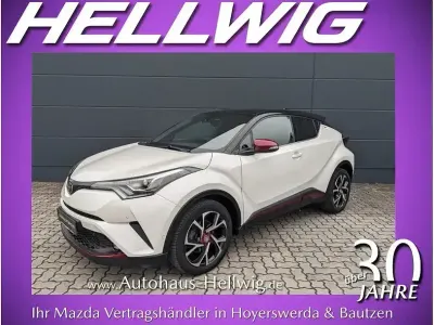 Usata Toyota C-HR Style 116 CV (85 kW) 2017 Bianco SUV