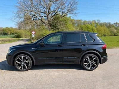 Usata VW Tiguan R-line 150 CV (110 kW) 2023 Nero SUV