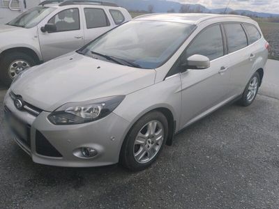 gebraucht Ford Focus Titanium 1.6