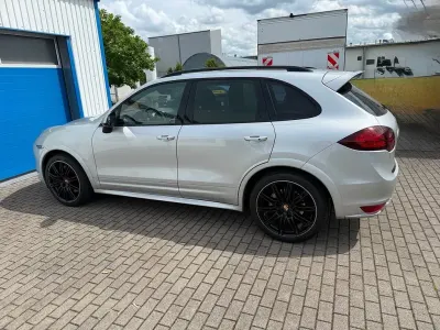 Gebraucht Porsche Cayenne 382 PS (280 kW) 2013 Silber SUV