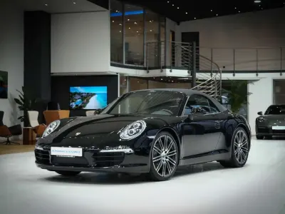 Gebraucht Porsche 911 Black Edition 349 PS (256 kW) 2015 Tiefschwarz Cabrio