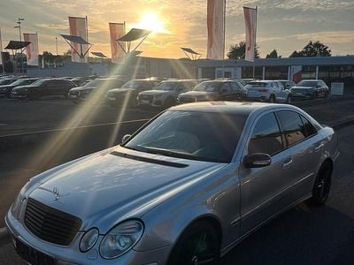 Mercedes E280