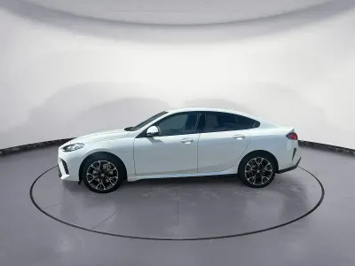 Neu BMW 216 M Sport 122 PS (89 kW) 2026 Weiß Coupé