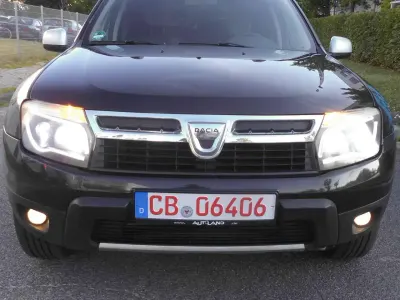 Gebraucht Dacia Duster Prestige 110 PS (80 kW) 2012 Schwarz SUV