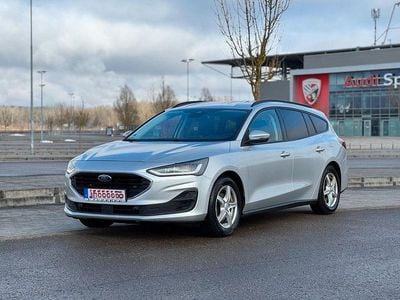 Gebraucht Ford Focus 120 PS (88 kW) 2022 Silber Limousine