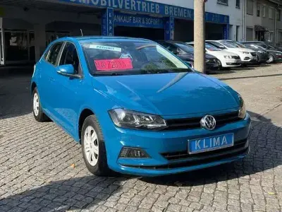 Usata VW Polo Trendline 65 CV (47 kW) 2019 Blu Utilitaria
