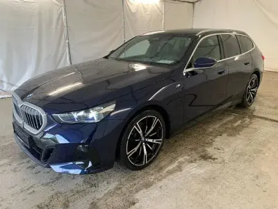 Second-hand BMW 520 M Sport 197 CP (144 kW) 2024 Albastru Break