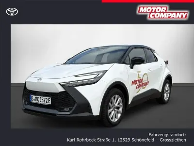 Gebraucht Toyota C-HR Team 223 PS (164 kW) 2024 Super white / black SUV