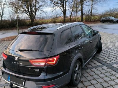 gebraucht Seat Leon X-Perience 4Drive, AHK, SHZ, Automatik, VollAusst.