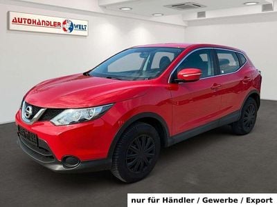 Gebraucht Nissan Qashqai Visia 116 PS (85 kW) 2014 Rot SUV