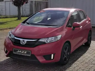 Gebraucht Honda Jazz Trend 102 PS (75 kW) 2017 Milano red Kleinwagen