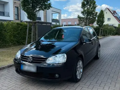 Gebraucht VW Golf V Edition 116 PS (85 kW) 2006 Schwarz Kleinwagen