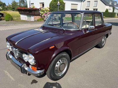 Usata Alfa Romeo Giulia 1300 Super 87 CV (63 kW) 1974 Viola Berlina