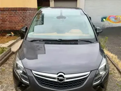 Gebraucht Opel Zafira Tourer Innovation 165 PS (121 kW) 2012 Grau Van / Kleinbus