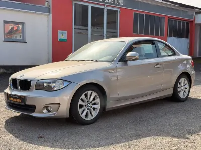 Używany BMW 118 Coupé Advantage 143 KM (105 kW) 2012 Srebrny Coupe