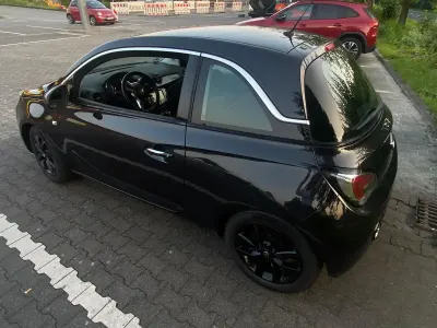 Gebraucht Opel Adam 87 PS (63 kW) 2013 Schwarz Kleinwagen