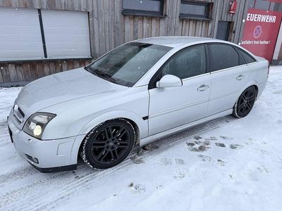 Silber Gebraucht 2002 Opel Vectra GTS Limousine | 2.000 € (Etwas zu teuer)