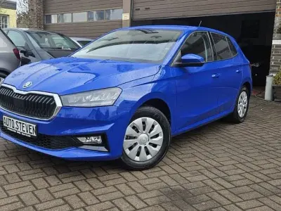 Usata Skoda Fabia Essence 80 CV (58 kW) 2025 Blu Utilitaria