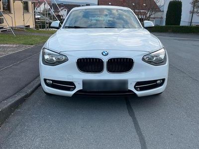Gebraucht BMW 116 Sport Line 136 PS (100 kW) 2012 Weiß Kleinwagen