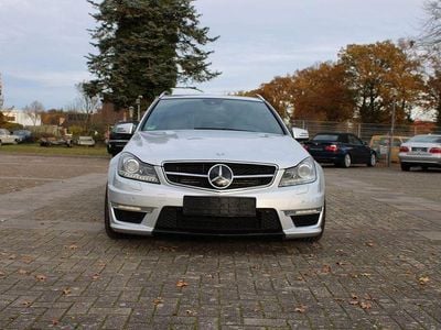 Silber Gebraucht 2011 Mercedes C63 AMG AMG Kombi | 38.900 € (Etwas zu teuer)