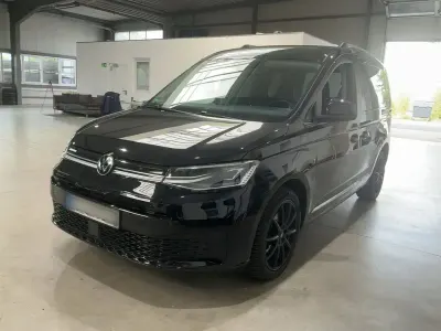 Gebraucht VW Caddy Style 122 PS (89 kW) 2023 Schwarz Van / Kleinbus