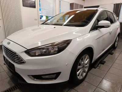 Używany Ford Focus Titanium 125 KM (91 kW) 2017 Biały Kombi