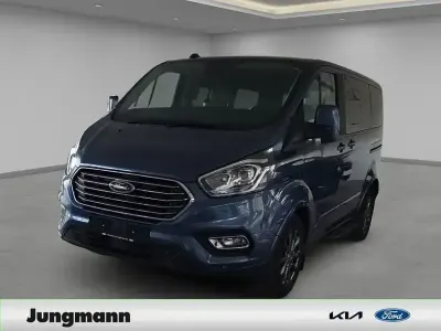 Gebraucht Ford Tourneo Custom Titanium 185 PS (136 kW) 2022 Blau Van
