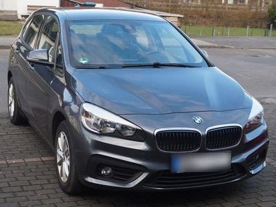 Gebraucht BMW 214 Active Tourer 95 PS (69 kW) 2016 Grau Van / Kleinbus