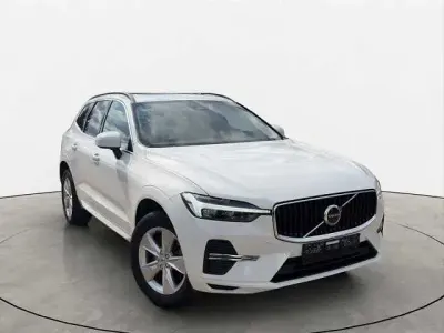 Gebraucht Volvo XC60 145 PS (106 kW) 2022 SUV