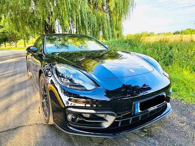 Second-hand Porsche Panamera Sport Turismo 462 CP (339 kW) 2021 Negru Break