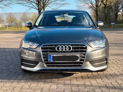 Gebraucht Audi A3 Attraction 110 PS (80 kW) 2014 Grau Limousine