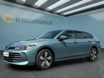Gebraucht VW Passat 2025 Grün Kombi
