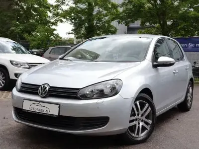 Gebraucht VW Golf VI Comfortline 105 PS (77 kW) 2010 Silber Kleinwagen