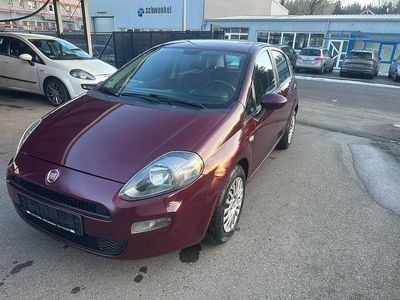 Gebraucht Fiat Grande Punto 77 PS (56 kW) 2012 Rot Kleinwagen