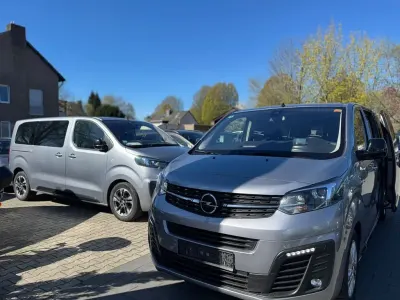 Gebraucht Opel Zafira Life Elegance 177 PS (130 kW) 2022 Grau Van / Kleinbus