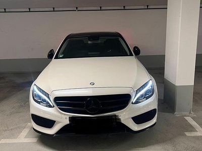 Gebraucht Mercedes C220 AMG line 170 PS (125 kW) 2015 Weiß Limousine
