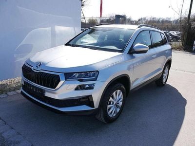 Gebraucht Skoda Karoq Plus Edition 150 PS (110 kW) 2025 Brilliant silver metallic SUV