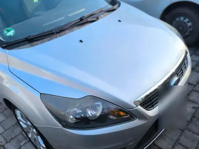 Gebraucht Ford Focus 116 PS (85 kW) 2009 Silber Kleinwagen