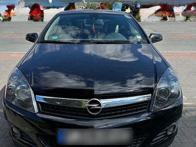 Opel Astra GTC
