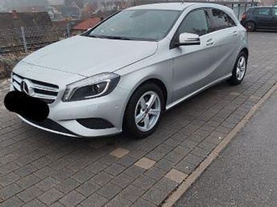 Gebraucht Mercedes A200 Urban 156 PS (114 kW) 2013 Silber Limousine