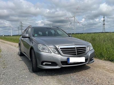 Mercedes E200